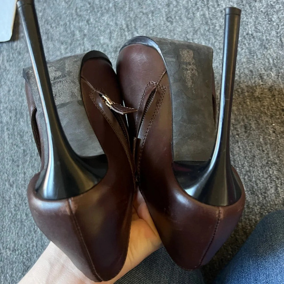 Lanvin Stiletto Brown Booties, size 7.5 - Picture 4 of 9